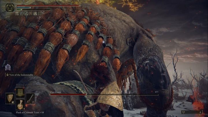 Przez resztę walki trzymajcie się jego prawego uda - Elden Ring: Ognisty Olbrzym (Fire Giant) - boss, jak pokonać? - Elden Ring - poradnik do gry