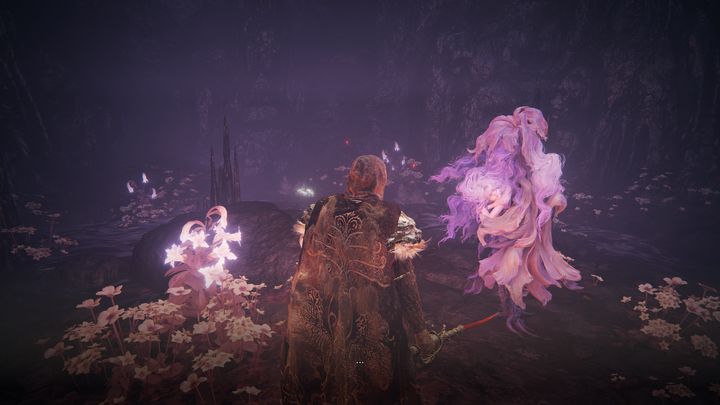 Po pokonaniu Thiolliera, otrzymacie talizman Uśmiech Św - Shadow of the Erdtree: Św. Trina, Thiollier i Moore - solucja, opis przejścia - Elden Ring - poradnik do gry