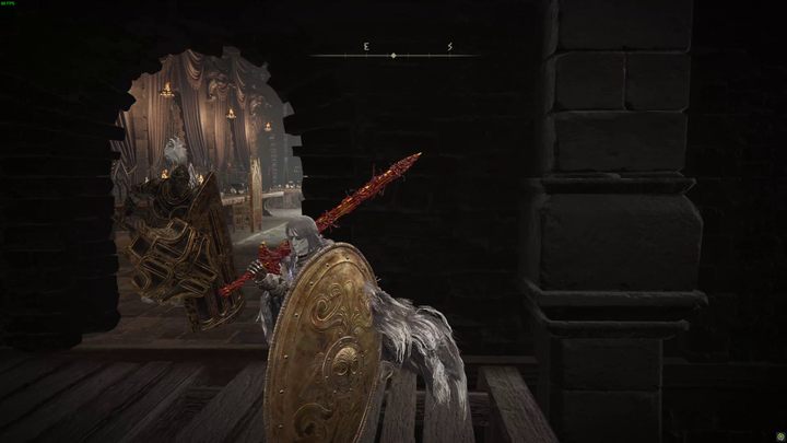 Po dotarciu na najwyższą kondygnację, staniecie przed wejściem do Sali biesiadnej - Shadow of the Erdtree: Jak dotrzeć do dolnego Ostrowyżu Altus? - Elden Ring - poradnik do gry