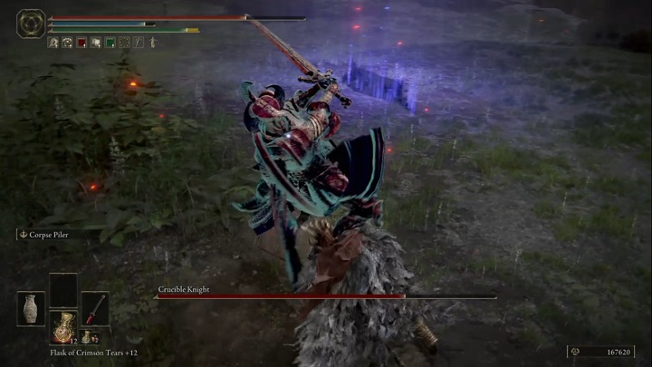 Jeśli obronicie to tarczą, najprawdopodobniej będziecie ogłuszeni i przez krótki czas niezdolni do zrobienia czegokolwiek - Elden Ring: Rycerz Tygla (Crucible Knight) - boss, jak pokonać? - Elden Ring - poradnik do gry