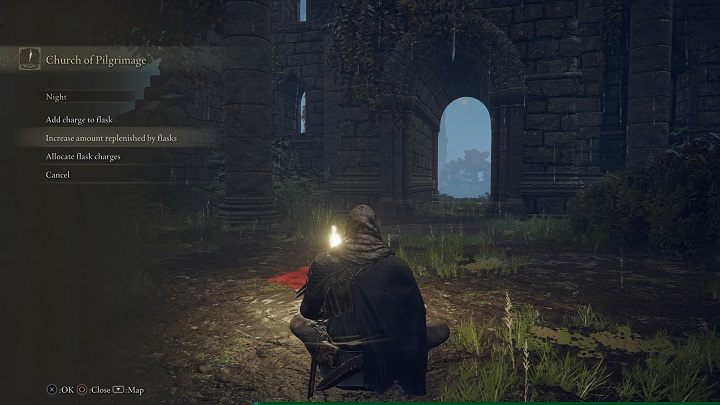 Żeby móc zwiększyć lecznicze efekty świętej butelki, należy najpierw znaleźć Świętą Łzę, a następnie podczas odpoczynku przy miejscu łaski wybrać menu Butelki (Flasks), a następnie Wzmocnienie butelek (Increase amount replenished by flasks) - Elden Ring: Gdzie znaleźć Święte Łzy? - Elden Ring - poradnik do gry