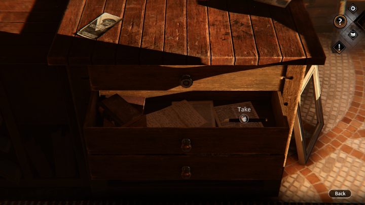 Podejdźcie do biurka, przy którym pracuje ojciec Dany i weźcie długopis ze środkowej szuflady - Syberia The World Before: Vaghen - dom rodziny Roze, wiosna 1937 (Vaghne - Rozes family house, spring 1937) - solucja, opis przejścia - Syberia The World Before - poradnik do gry