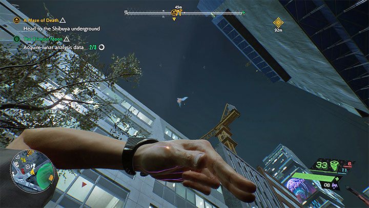 Zlokalizujcie tengu z powyższego obrazka - lata ona nad budynkiem sąsiadującym z celem misji - Ghostwire Tokyo: Karmazynowy księżyc (The Crimson Moon) - solucja, opis przejścia - Ghostwire Tokyo - poradnik do gry