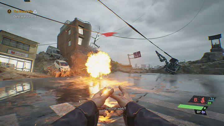 Do atakowania bossa możecie wykorzystywać wszystkie posiadane rodzaje mocy - Ghostwire Tokyo: Życie pod ziemią (The Buried Life) - solucja, opis przejścia - Ghostwire Tokyo - poradnik do gry