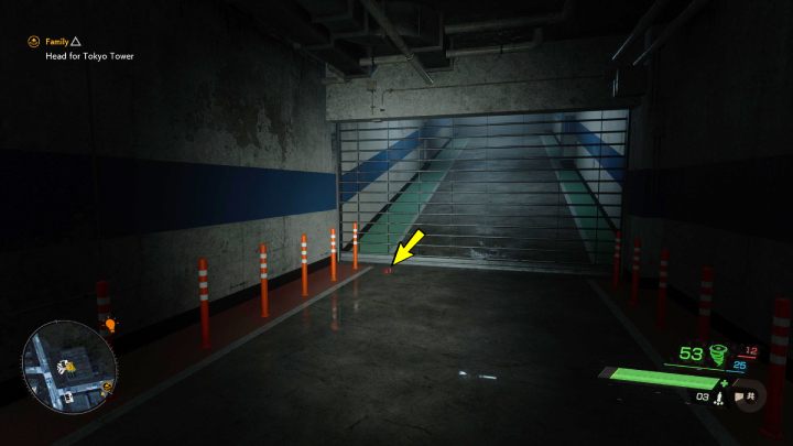 Relikt leży na podłodze na poziomie B w garażu - Ghostwire Tokyo: Relikty, centralne Tokio (Relics, Central Tokio) - lista wszystkich - Ghostwire Tokyo - poradnik do gry