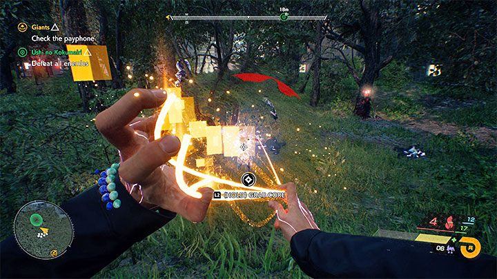 W okolicy pojawi się grupa Przybyszów i musicie przystąpić do walk z nimi - Ghostwire Tokyo: Ushi no Kokumairi - solucja, opis przejścia - Ghostwire Tokyo - poradnik do gry