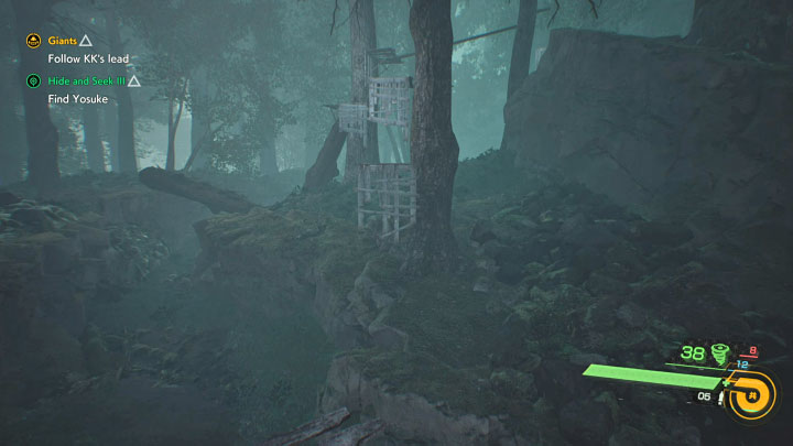 Wdrapujcie się na kolejne półki, aż dotrzecie na najwyższą - Ghostwire Tokyo: Zabawa w chowanego 3 (Hide and Seek 3) - solucja, opis przejścia - Ghostwire Tokyo - poradnik do gry