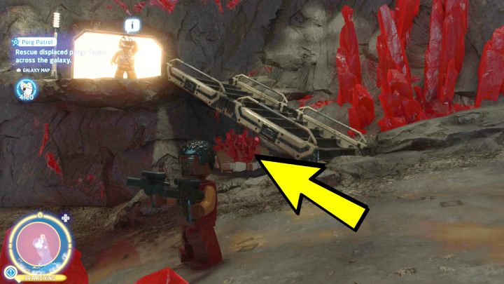 Porg znajduje się pod schodami - LEGO Skywalker Saga: Porgowy patrol (Porg Patrol) - solucja, opis przejścia - LEGO Skywalker Saga - poradnik do gry
