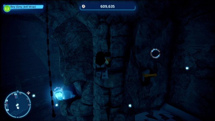 Do tej znajdźki dostaniecie się przemieszczając się przez wszystkie przygotowane elementy dostępne na ścianie - LEGO Star Wars The Skywalker Saga: Cytadela Sithów - lista wszystkich łamigłówek - LEGO Skywalker Saga - poradnik do gry