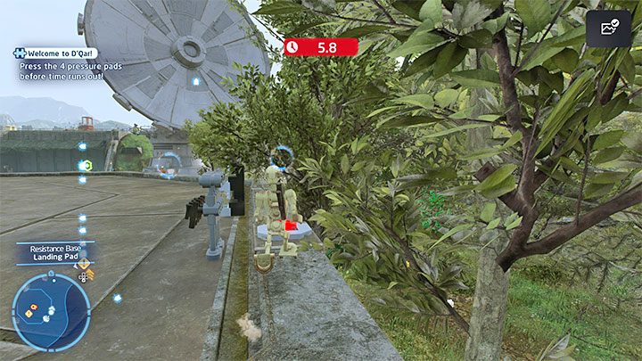 Znajdziecie zamkniętą skrzynię skrywającą znajdźkę, która wymaga naciśnięcia czterech przycisków - LEGO Skywalker Saga: Baza ruchu oporu (Resistance Base) - lista wszystkich łamigłówek - LEGO Skywalker Saga - poradnik do gry