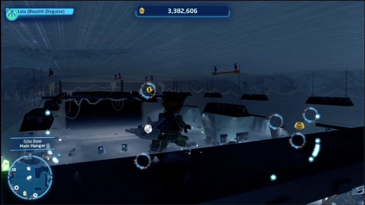 Aby dostać się do tej karty z danymi potrzebujecie odrobiny zręczności i postaci z hakiem, np - LEGO Skywalker Saga: Karty z danymi - lista wszystkich - LEGO Skywalker Saga - poradnik do gry