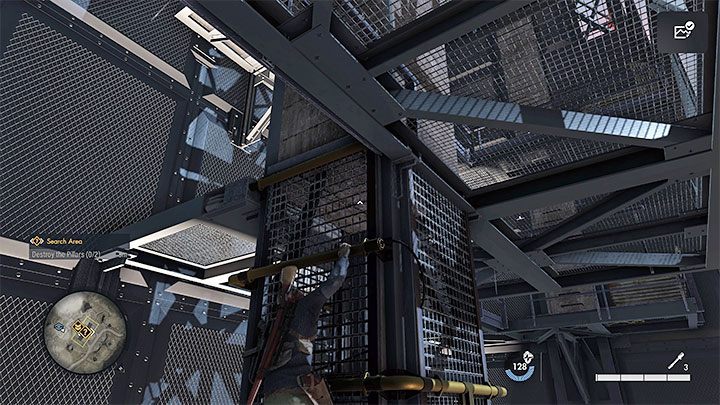 Dotrzyjcie na główne wzgórze z wieżą radarową i skorzystajcie z drabiny żeby przedostać się na jej niższe balkoniki - Sniper Elite 5: Unieszkodliwienie radaru (misja 1) - solucja, opis przejścia - Sniper Elite 5 - poradnik do gry