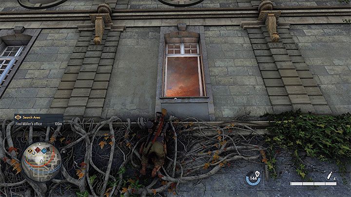 Ta metoda utrudni Wam jednak zamordowanie celu misji bez alarmowania przeciwników o swoim położeniu, bo musielibyście oddać strzał w stronę żyrandola - Sniper Elite 5: Cel z listy misji 2, Friedrich Kummler - solucja, opis przejścia - Sniper Elite 5 - poradnik do gry