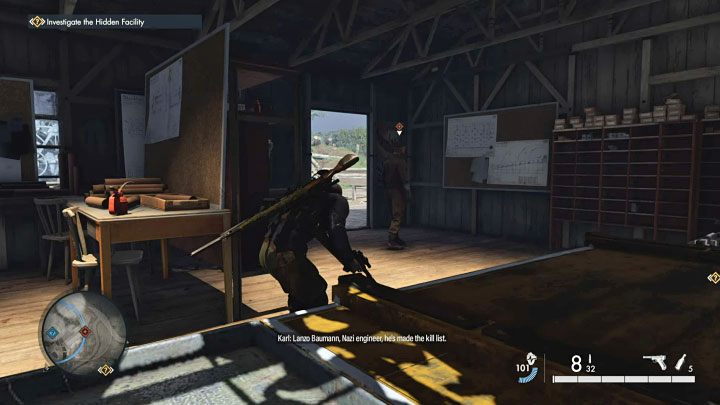 Lanzo Baumanna powinniście znaleźć w małym budynku sąsiadującym z główną częścią placu budowy, przy czym dla pewności możecie użyć lornetki żeby potwierdzić jego tożsamość - Sniper Elite 5: Cel z listy misji 5, Lanzo Baumann - solucja, opis przejścia - Sniper Elite 5 - poradnik do gry