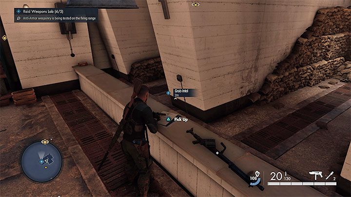 Na strzelnicy na dolnym poziomie obok broni przeciwczołgowej są kolejne dane wywiadowcze - Sniper Elite 5: Poboczne zadania w misji 7 - solucja, opis przejścia - Sniper Elite 5 - poradnik do gry