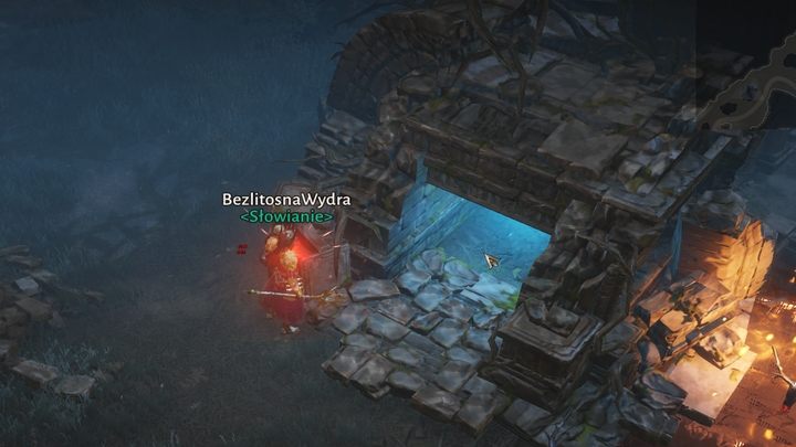 Ukryte siedliska w Mrocznej kniei mają formę kamiennych przejść do podziemi, zdobionych zniszczonymi posągami przed wejściem - Diablo Immortal: Mroczna Knieja (Dark Wood) - mapa lokacji - Diablo Immortal - poradnik do gry