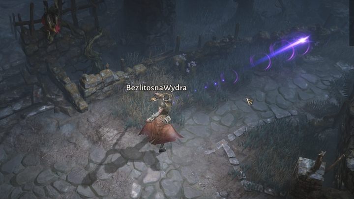 Jeśli gracie postacią z atakiem dystansowym, warto ponadto korzystać z przycisku Shift - dzięki temu możecie strzelać we wrogów atakiem podstawowym na dowolnym dystansie, w dowolnym kierunku, bez przypadkowego zbliżania się do przeciwników - Diablo Immortal: Porady na start - Diablo Immortal - poradnik do gry