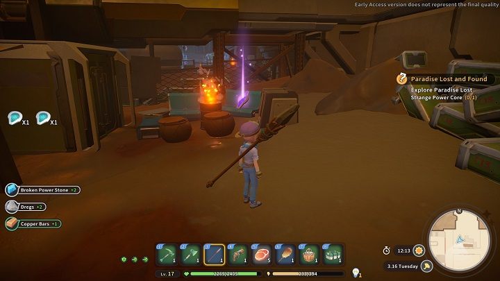 Przy starych kanapach i naczyniach znajdziecie Purple Mall Key - My Time at Sandrock: Paradise Lost and Found - solucja, opis przejścia - My Time at Sandrock - poradnik do gry