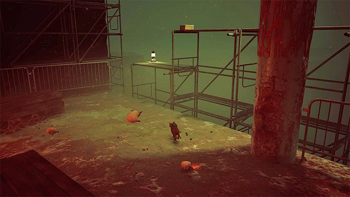 Liniowa trasa doprowadzi Was do drewnianej deski, którą trzeba popchnąć i stworzyć z niej pomost - Stray: Dachy (Rooftops), rozdział 5 - solucja, opis przejścia - Stray - poradnik do gry