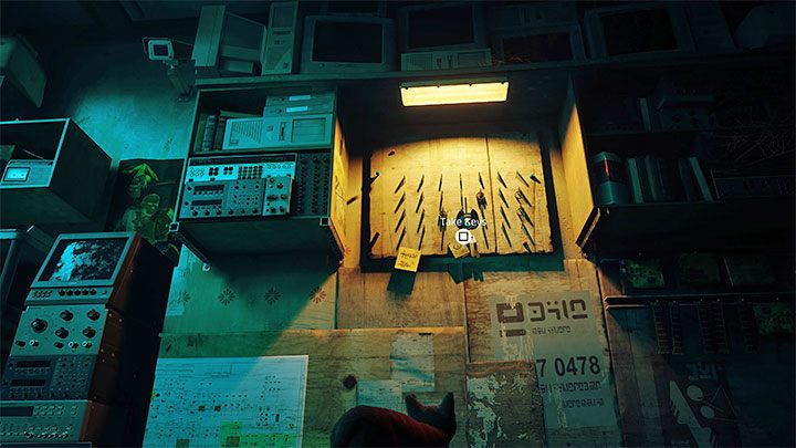 Doprowadzicie do odblokowania plecaka, w którym składowane będą zdigitalizowane wersje przedmiotów oraz wspomnienia B-12 - Stray: Mieszkanie (The Flat), rozdział 3 - solucja, opis przejścia - Stray - poradnik do gry