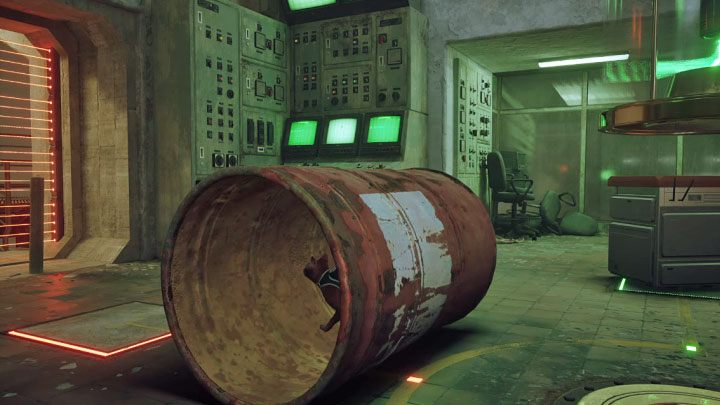 Pozostał jeszcze jeden przycisk, przy czym on też musi zostać naciśnięty na stałe - Stray: Śródmiasto (Midtown), rozdział 10 - solucja, opis przejścia - Stray - poradnik do gry