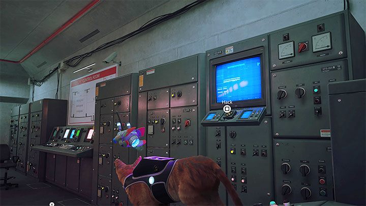 Udana akcja umożliwi B-12 wykonanie hakowania, przy czym musicie mu wydać polecenie zwracając się w stronę niebieskiego ekranu - Stray: Pomieszczenie kontrolne (Control Room), rozdział 12 - solucja, opis przejścia, zakończenie - Stray - poradnik do gry
