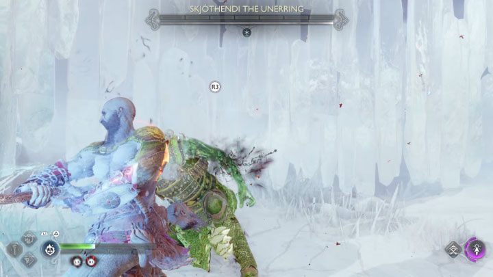 Po wyczerpaniu całego paska energii Skjothendi pojawi się możliwość odpalenia egzekucji na bossie - wciśnijcie R3 - God of War Ragnarok: Jak pokonać berserka Skjothendi Nieomylna (Skjothendi the Unerring)? - God of War Ragnarok - poradnik do gry