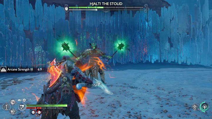 Hjalti w trakcie walk może próbować naładować się - to niebieska umiejętność i powinniście starać się zatrzymać Hjalti uderzając bossa tarczą - God of War Ragnarok: Jak pokonać berserka Hjalti Spokojna (Hjalti the Stolid)? - God of War Ragnarok - poradnik do gry
