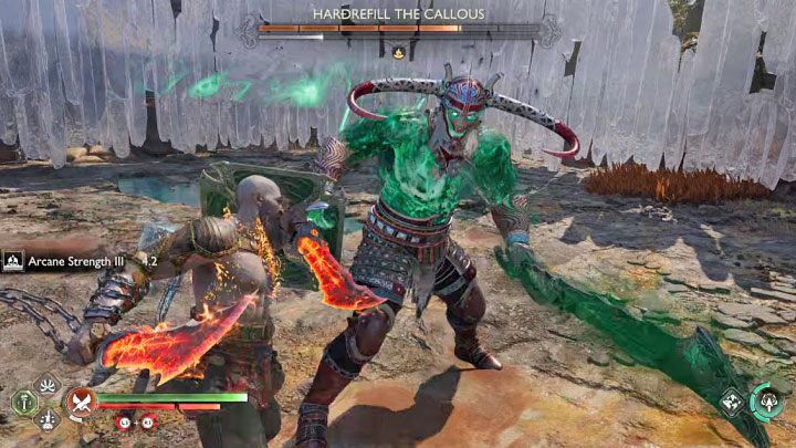 W trakcie walk w zwarciu boss stosuje kombinację żółtego i zwykłego ataku - God of War Ragnarok: Jak pokonać Hardrefilla Bezwzględnego (Hardrefill the Callous)? - God of War Ragnarok - poradnik do gry