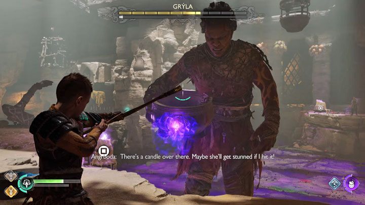 Podczas walk na górnym poziomie macie teoretycznie mniejsze pole działania, ale możecie pomagać sobie chwytaniem się interaktywnych zaczepów i przemieszczać dzięki temu w inne miejsca - God of War Ragnarok: Jak pokonać Grylę i jak zniszczyć kocioł? - God of War Ragnarok - poradnik do gry