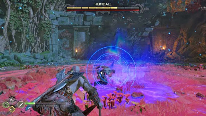 Hajmdal zacznie stosować niebieskie ataki - przerywajcie proces ładowania uderzając bossa tarczą (wciśnięcie 2 razy przycisku L1) - God of War Ragnarok: Jak pokonać Gulltoppra i Hajmdala (Heimdall)? - God of War Ragnarok - poradnik do gry