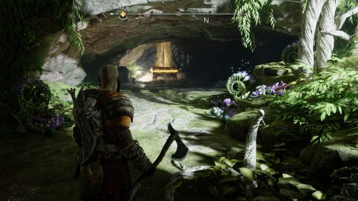 Przechodząc przez pierwsze korytarze świątyni, skręćcie w lewo i zeskoczcie na najniższy poziom budynku - God of War Ragnarok: Świątynia Światła (Temple of Light), Alfheim - sekrety, znajdźki - God of War Ragnarok - poradnik do gry