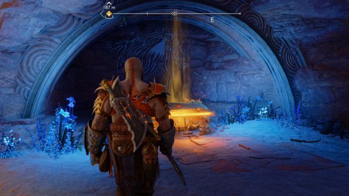 Legendarna skrzynia leży na wyższym terenie w jaskini w Norach - God of War Ragnarok: Nory (The Burrows), Alfheim - sekrety, znajdźki - God of War Ragnarok - poradnik do gry