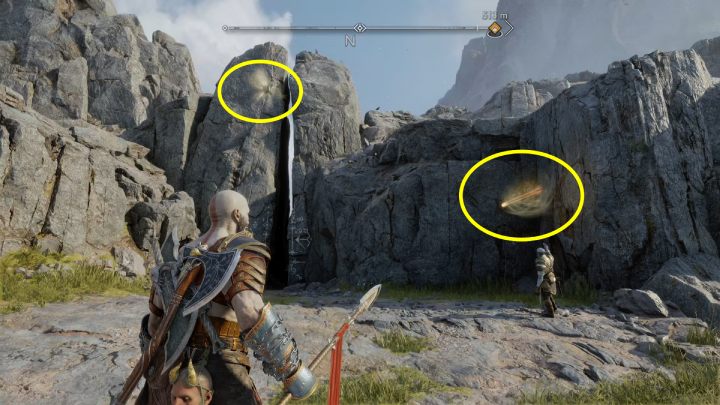 Wracając z Kuźni wbijcie 2 włócznie w szczeliny na skale, żeby dostać się na wyższy teren - God of War Ragnarok: Kuźnia (The Forge), Svartalfheim - sekrety, znajdźki - God of War Ragnarok - poradnik do gry