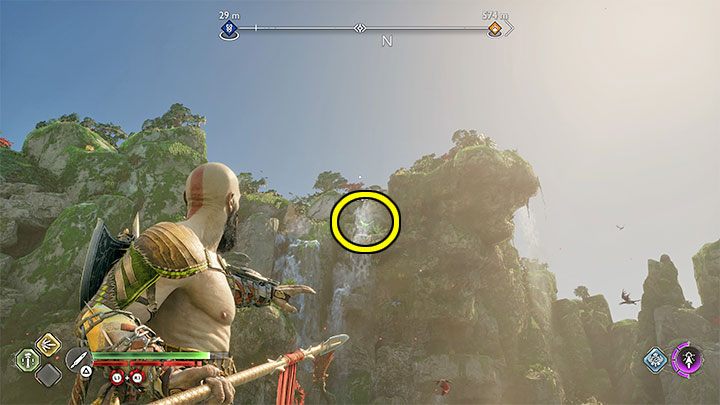 Kruk lata wysoko nad centralną częścią regionu - God of War Ragnarok: Kaskady Bogini (Goddess Falls), Vanaheim - sekrety, znajdźki - God of War Ragnarok - poradnik do gry