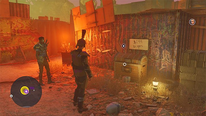 Zacznijcie rozglądać się po forcie - musicie odnajdywać duże skrzynie i sprawdzać je w poszukiwaniu lootu - Saints Row 2022: Pustynna Rada (The Dustmoot) - solucja, opis przejścia - Saints Row - poradnik do gry