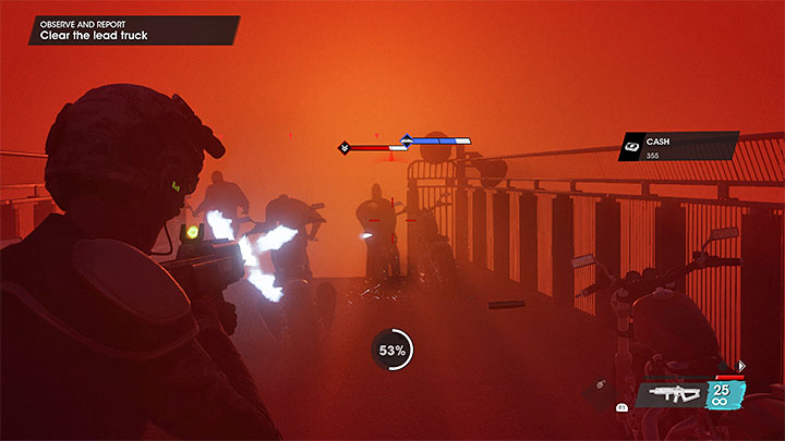 Musicie przeskoczyć na jeszcze jedną naczepę i przystąpić do bezpośrednich walk - Saints Row: Obserwuj i melduj (Observe and Report) - solucja, opis przejścia - Saints Row - poradnik do gry