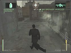 Budynek z poręczą obejdź z prawej i zeskocz w dół na pudła, kontynuując wędrówkę w stronę wskazywaną strzałką - [Ghost] Chinatown - The Church | Enter The Matrix - Enter The Matrix - poradnik do gry