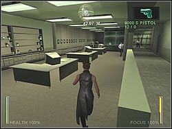 Czas ponownie ruszać za strzałką - [Niobe] The Post Office - Behind the Scenes | Enter The Matrix - Enter The Matrix - poradnik do gry