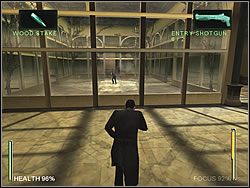 Skorzystaj z drzwi z lewej i ruszaj wzdłuż korytarza - [Ghost] The Chateau - Atrium | Enter The Matrix - Enter The Matrix - poradnik do gry