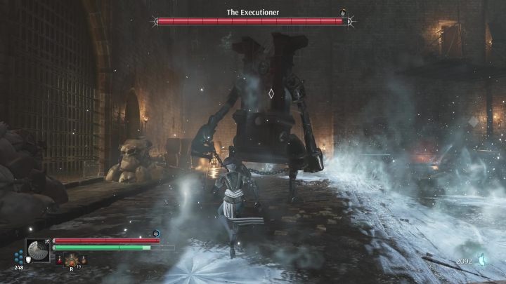 Przeciwnik jest w stanie rzucać gilotyną - Steelrising: Tytan Kat (The Executioner) - boss, jak pokonać? - Steelrising - poradnik do gry