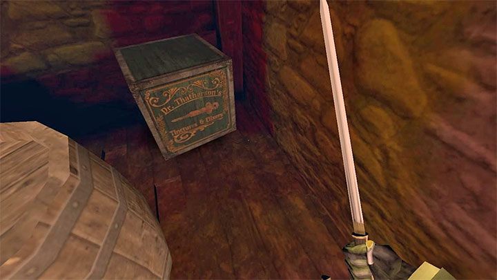 Vitalizing Tonic może leżeć w świecie gry na widoku, ale największe szanse gwarantuje odnajdywanie skrzyń z lekarstwami - przykładową pokazuje obrazek - Gloomwood: Leczenie - jak odzyskać punkty zdrowia (Health)? - Gloomwood - poradnik do gry