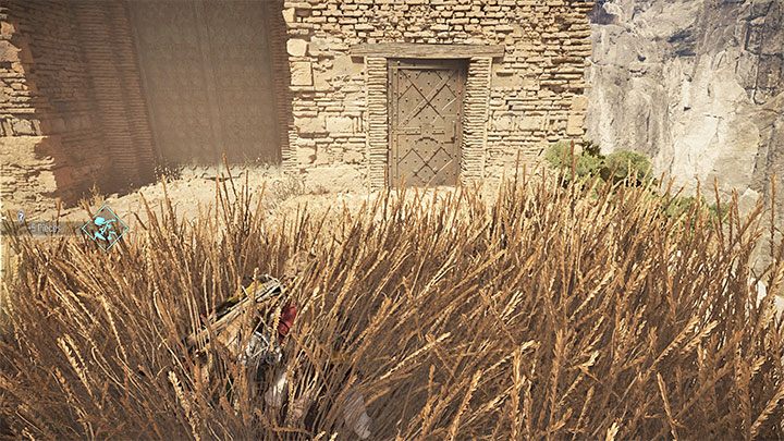 Nie odwracajcie uwagi tego samego przeciwnika więcej niż 1 raz, bo może wtedy przejść w zaalarmowany stan i zacznie dokładniej przeszukiwać okolicę (w tym także zaglądać do wysokiej trawy) - Plague Tale Requiem: Ominięcie punktu kontrolnego (Find a way around the checkpoint) - solucja, opis przejścia - A Plague Tale Requiem - poradnik do gry