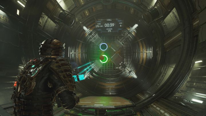 Po rozpoczęciu gry przelećcie szybko na platformę będącą bliżej obręczy po to żeby łatwiej trafiać - Dead Space Remake: Trofea / Osiągnięcia - lista wszystkich, poradnik trofeowy - Dead Space Remake - poradnik do gry