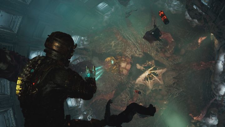 Po udanym uniknięciu ataku zwróćcie się szybko w stronę bossa i zaatakujcie pomarańczową narośl odnóża - Dead Space Remake: Jak zabić Lewiatana (Leviathan)? - Dead Space Remake - poradnik do gry