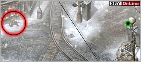 Pojawi się dwóch nowych przeciwników, zajmą pozycje przy fontannie - na obrazku poniżej - [STALINGRAD] Misja 01 cz.2 - Commandos 3: Kierunek Berlin - poradnik do gry