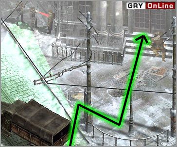 Spójrz na wejście do budynku obok tego środkowego, gdzie przed chwilą wnosiłeś ciała - [STALINGRAD] Misja 03 cz.5 - Commandos 3: Kierunek Berlin - poradnik do gry