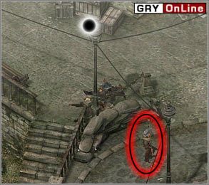 Wyjdź z budynku i spójrz na dół - [EUROPA ŚRODKOWA] Misja 05 cz.5 - Commandos 3: Kierunek Berlin - poradnik do gry