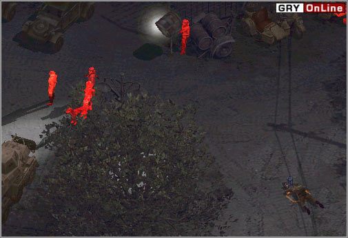 Przeczołgaj się (uważając na patrol z psem) do punktu pokazanego na mapie i tam umieść pierwszy ładunek - [NORMANDIA] Misja 01 cz.2 - Commandos 3: Kierunek Berlin - poradnik do gry