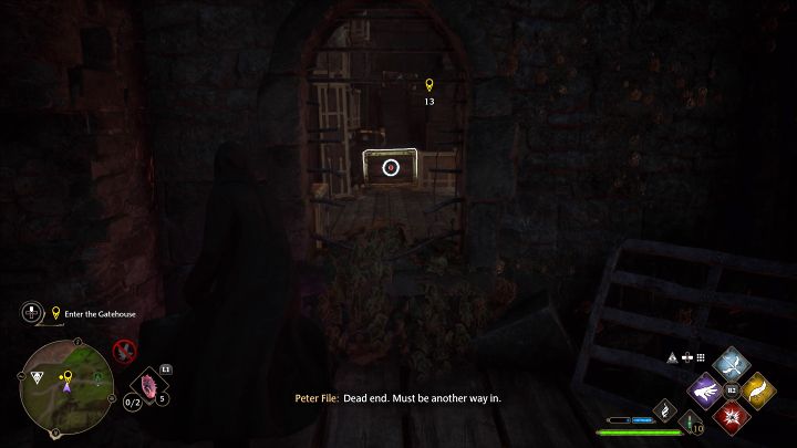 Obiegnijcie wieżę, zwróćcie się w stronę widocznej skrzyni i przyciągnijcie do siebie skrzynię zaklęciem Accio - Hogwarts Legacy: Wielki Donżon (The High Keep) - Hogwarts Legacy - poradnik do gry